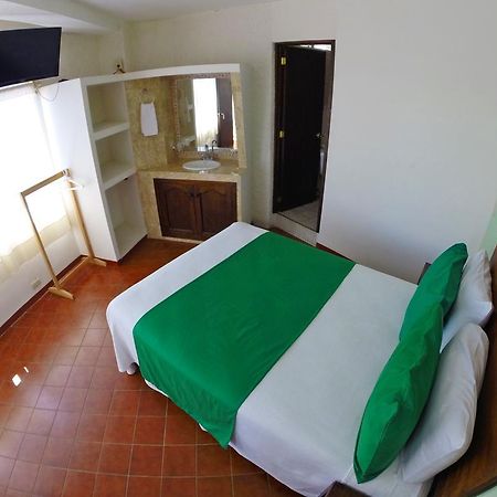 Hotel Puerto Piedra ปูแอร์โตเอสกอนดิโด ภายนอก รูปภาพ