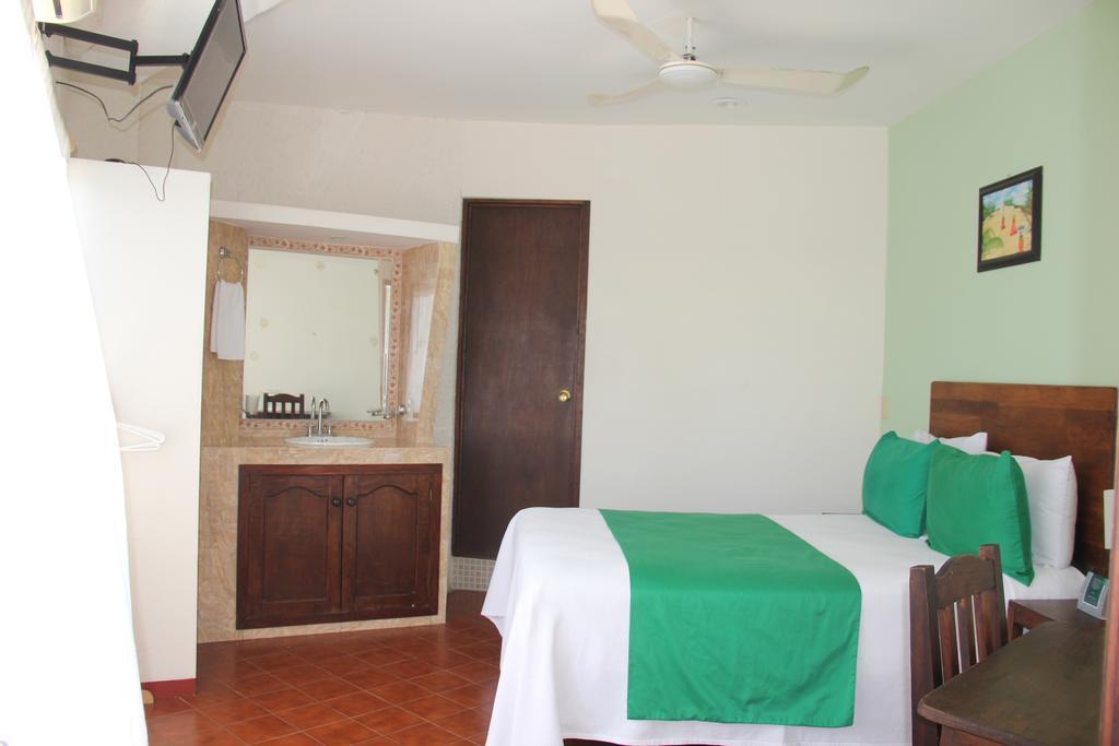 Hotel Puerto Piedra ปูแอร์โตเอสกอนดิโด ภายนอก รูปภาพ