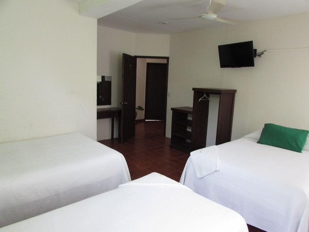 Hotel Puerto Piedra ปูแอร์โตเอสกอนดิโด ภายนอก รูปภาพ